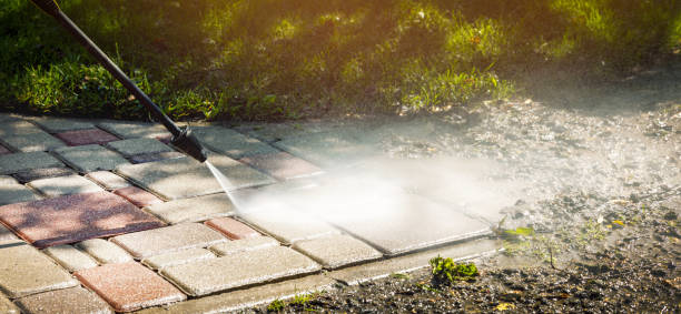 Best Gutter Cleaning and Brightening in Stoughton, WI