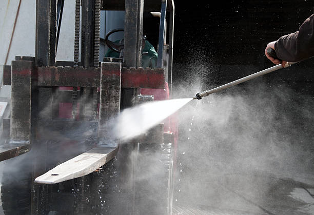 Best Building Exterior Pressure Washing in Stoughton, WI